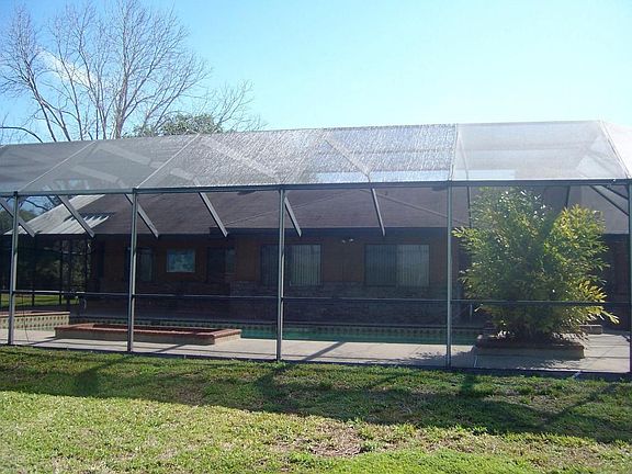 4th image of 7225 Briar Oak Dr