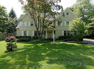 7 Ledge Rd, Norwalk, CT 06853