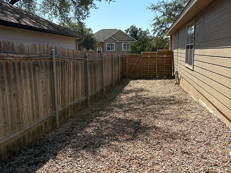430 Summit Ridge Dr N — Photo 26