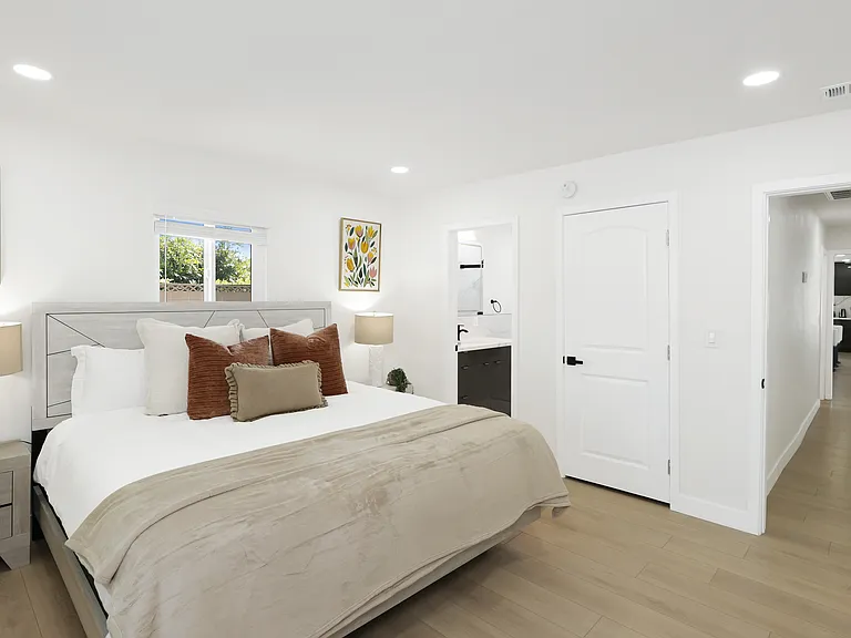 13502 Jackson St — Photo 7