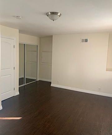 4th image of 3464 W 54th St