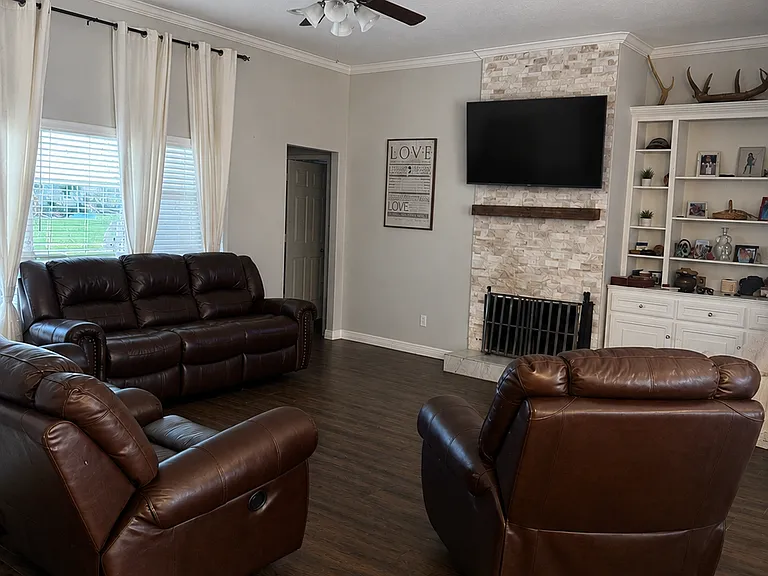 23600 Spring Branch Trl — Photo 3