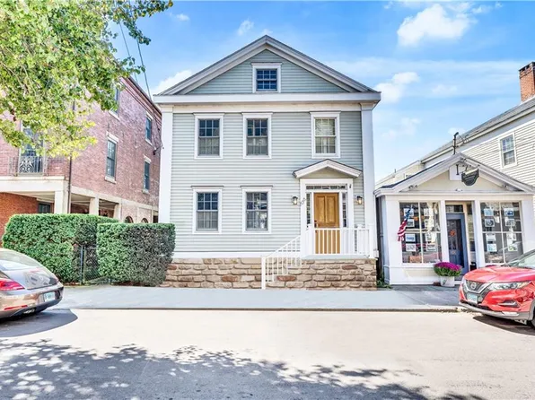 106 Water St, Stonington, CT 06378