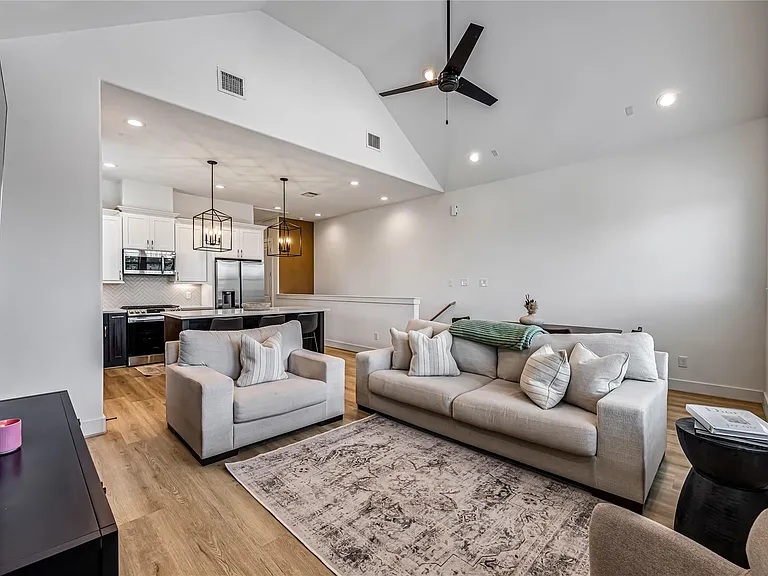 1508 Ryon St #B — Photo 11