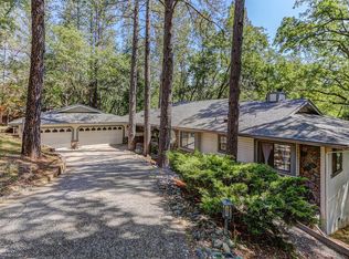 19240 Lake Forest Dr, Penn Valley, CA