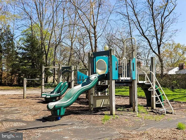 11312 King George Dr #4 — Photo 28