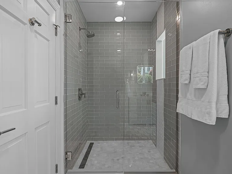 1B Harbor View Dr — Photo 78