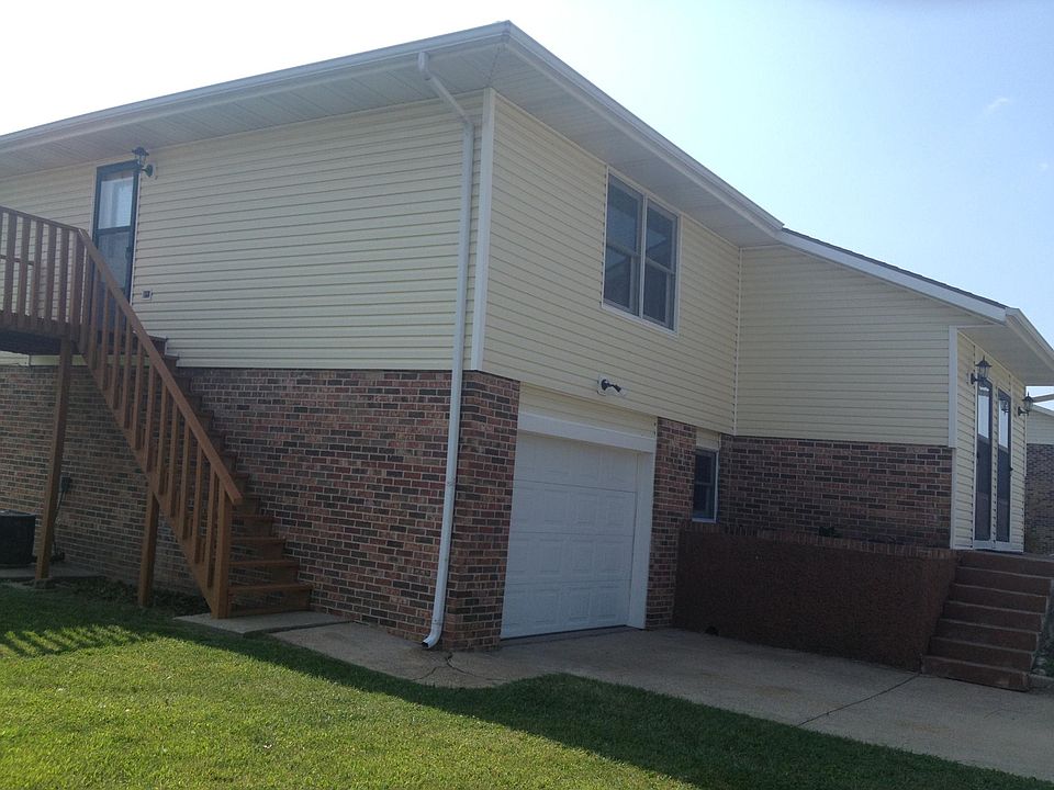 1st image of 2501 Lexington Dr