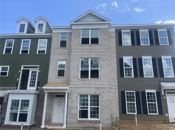 13804 Randolph Pond Ln, Midlothian, VA 23114