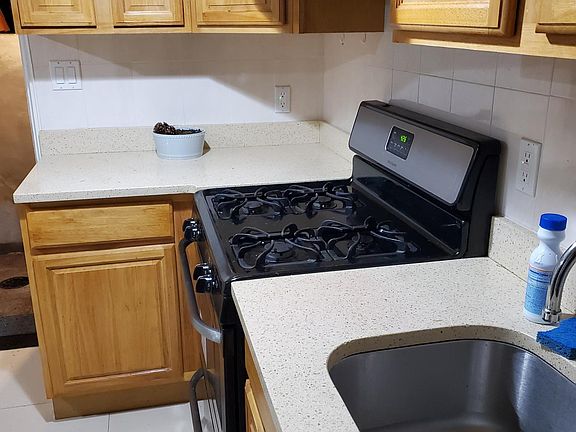 2nd image of 5434 72nd St