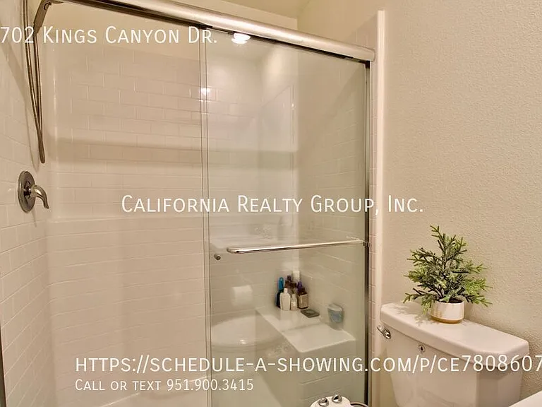 2702 Kings Canyon Dr — Photo 50
