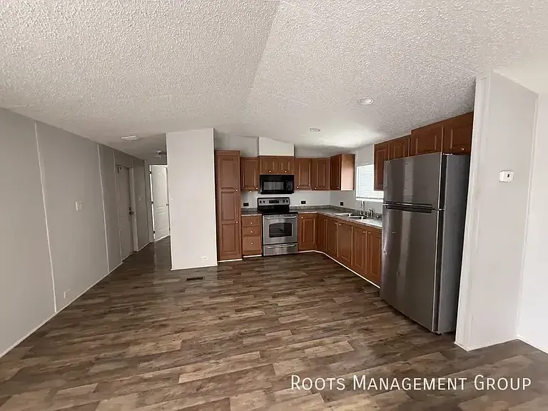 115 W Loudon Ave #M105 — Photo 3