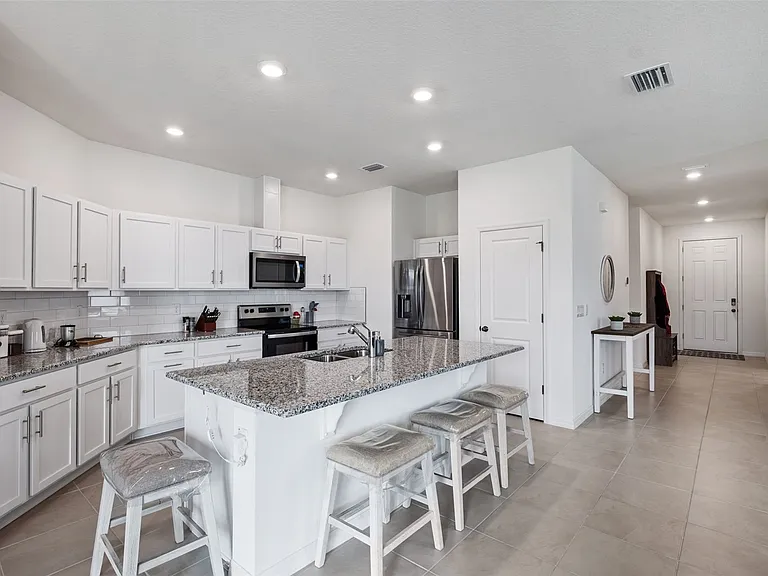 12811 Achasta Blvd — Photo 9