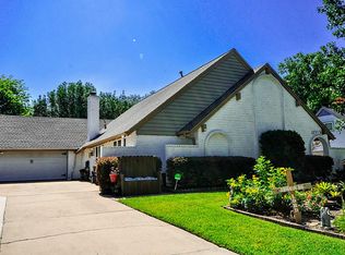 2710 Bernadette Ln, Houston, TX 77043