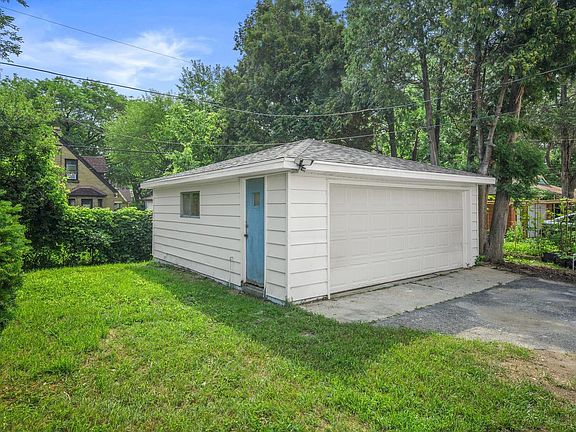 5th image of 4114 N 41st STREET