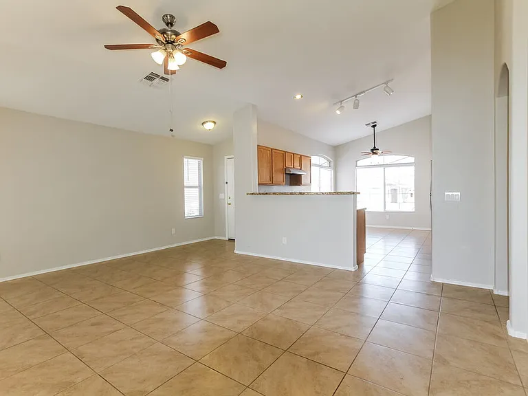 11005 W Frier Dr — Photo 5