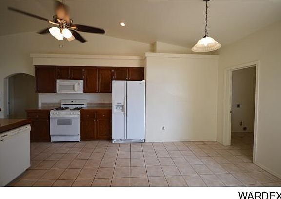 3rd image of 1857 E Lipan Blvd