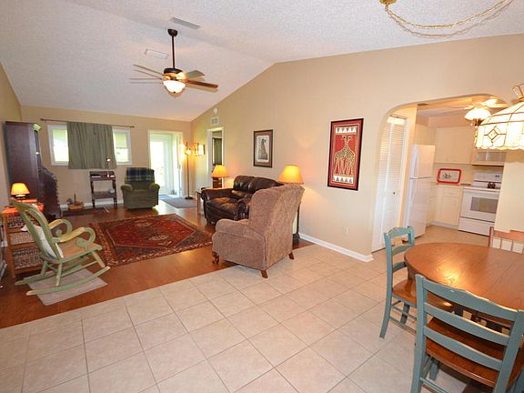 5th image of 9698 SW 94th Ave Unit C
