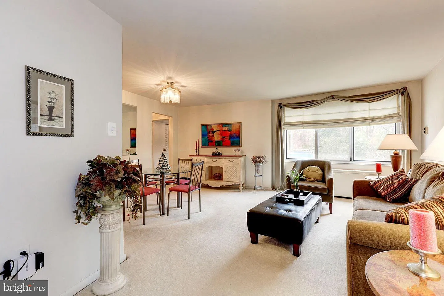 1 bed, 702 sqft, $1,800 — Photo 3
