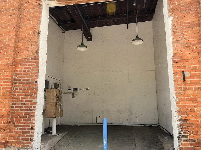 1310 Nance St #A — Photo 17
