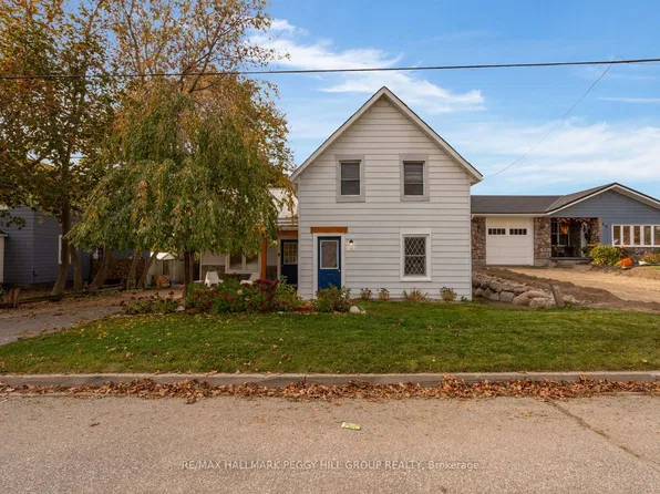 44 Peel St, Penetanguishene, ON L9M 1B7
