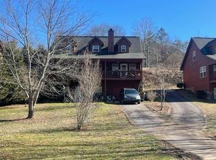 3543 River Front Ln, Hiawassee, GA 30546