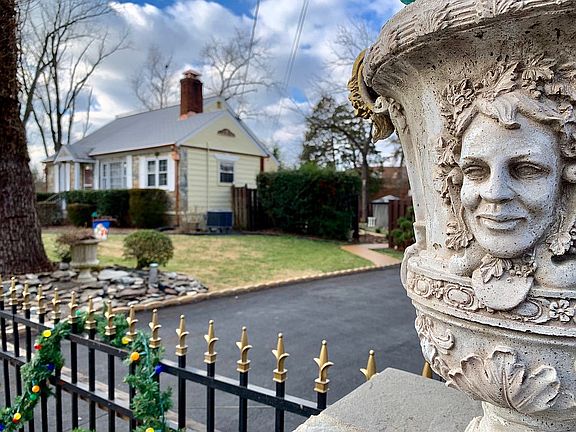 3rd image of 8340 Reddick Ave