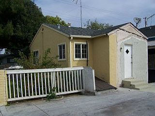 4th image of 98 W Humboldt St