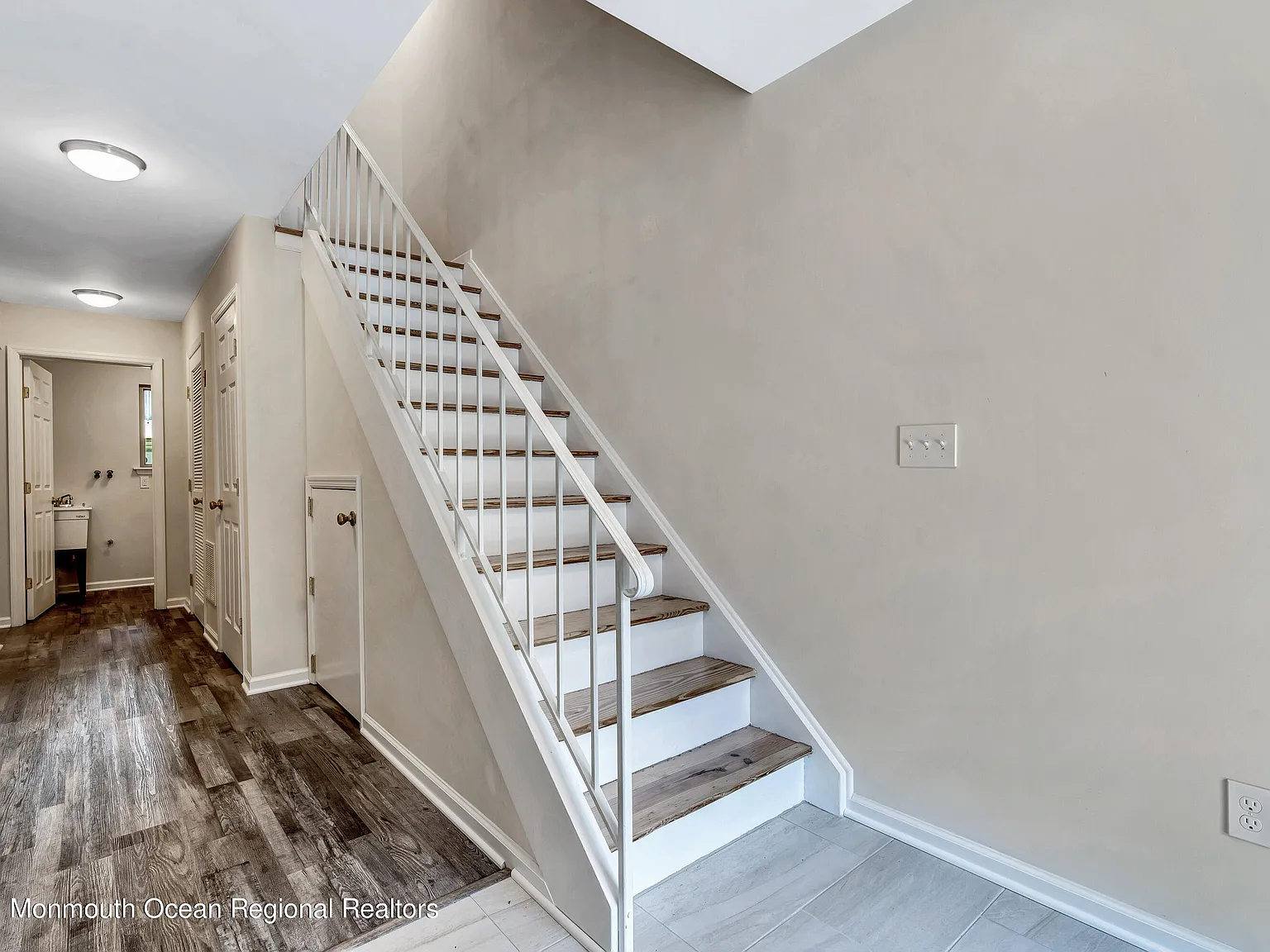 2 bed, 2.5 bath, 1593 sqft, $3,400 — Photo 2