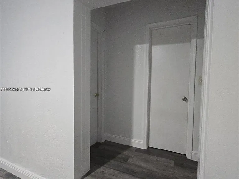 675 E 31st St — Photo 14