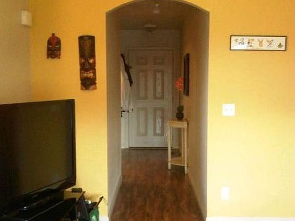 4th image of 11369 Colville Ct