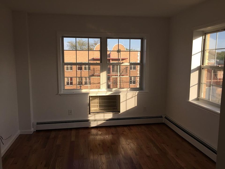 2nd image of 1450 E 103rd St #2