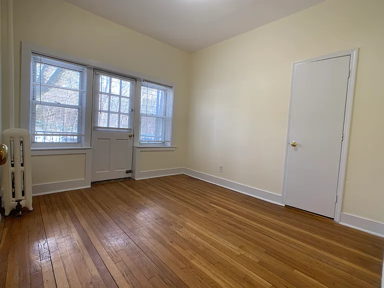 80 Gordon Street — Photo 10