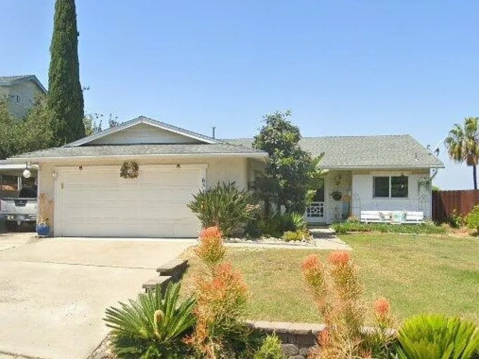 6313 Cabaret St