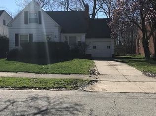 1692 Crest Rd, Cleveland Heights, OH 44121