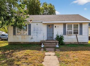 237 Urbana Dr, Blackwell, OK 74631