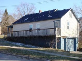 120 W Pearl St, Rhinelander, WI 54501