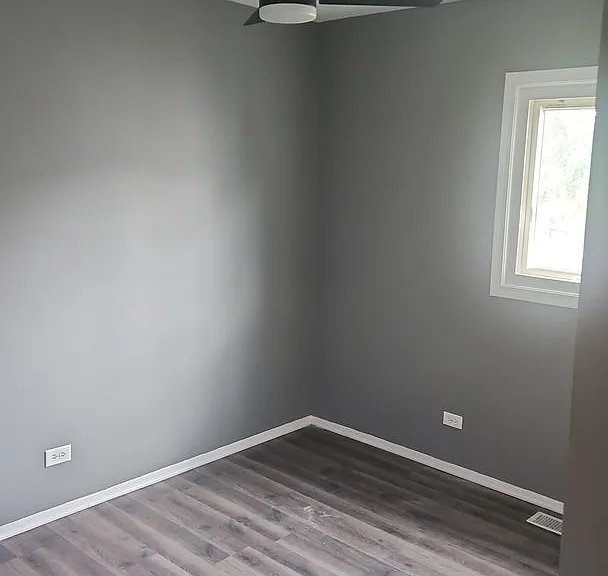 940 Miller Ave — Photo 16