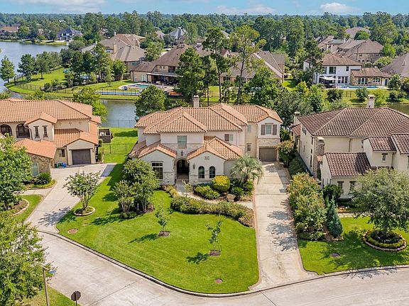 4th image of 14 N Shasta Bend Cir