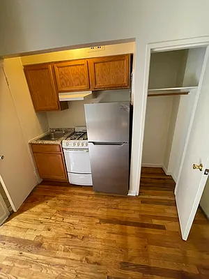 Rented by Best Apartments North Inc | media 30