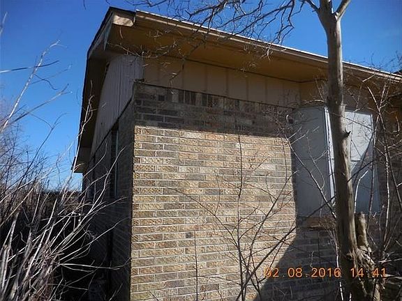3rd image of 4641 America St