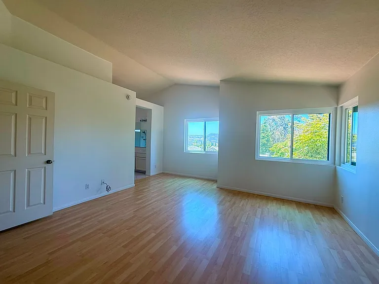 4121 Worsch Way — Photo 15