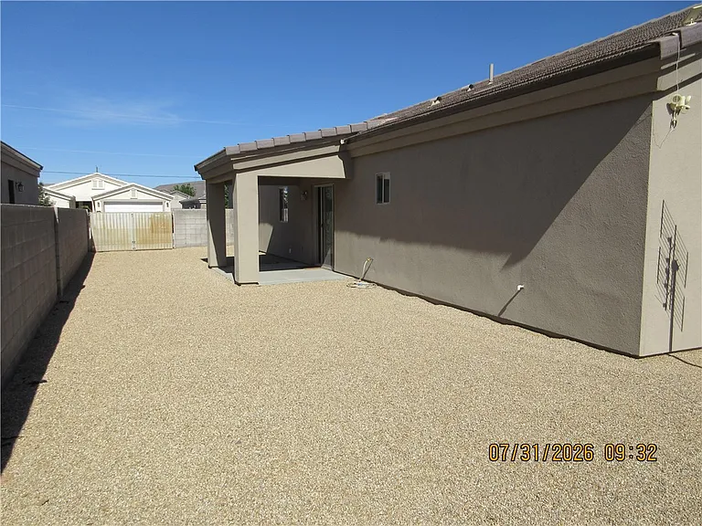 3658 N Irving St — Photo 10