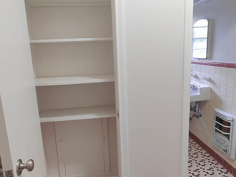 8815 Gaston Pkwy #D — Photo 14