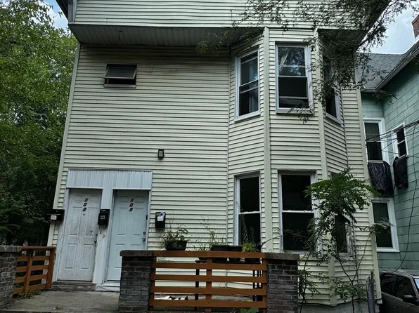 105 Ivy Street, New Haven, CT 06511