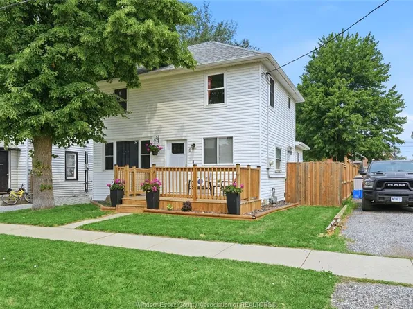 8 Saint Clair St, Chatham Kent, ON N0P 2L0