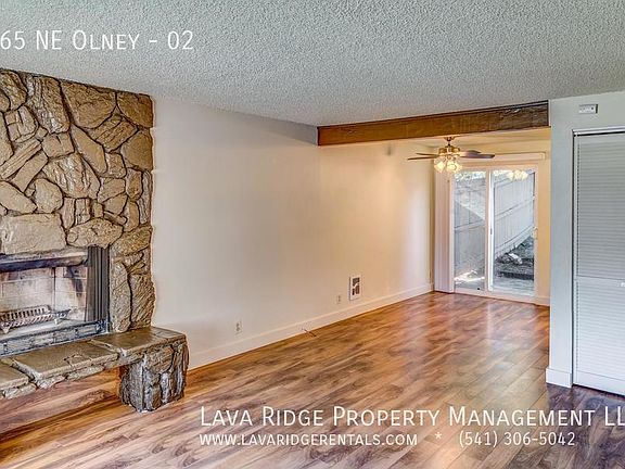 3rd image of 465 NE Olney Ave APT 2