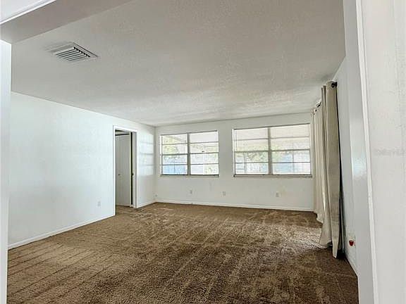 5th image of 110 S Corona Ave