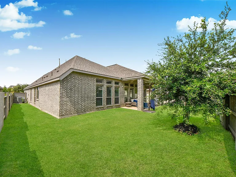 2206 Forest Trace Ln — Photo 34