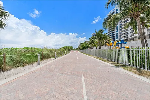 6039 Collins Ave #934 Photo 1